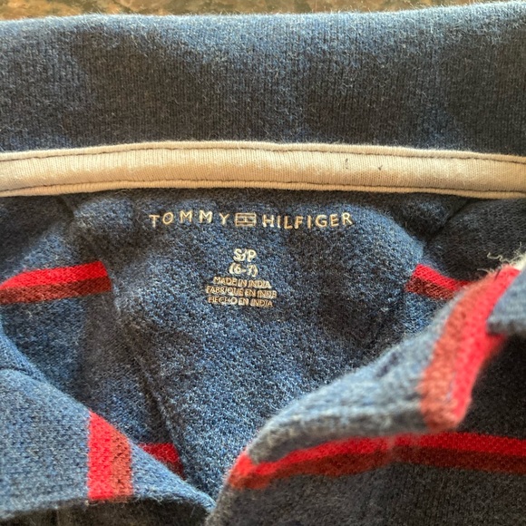 Tommy Hilfiger “Polo” type shirt for boys size 6-7 - Picture 2 of 3